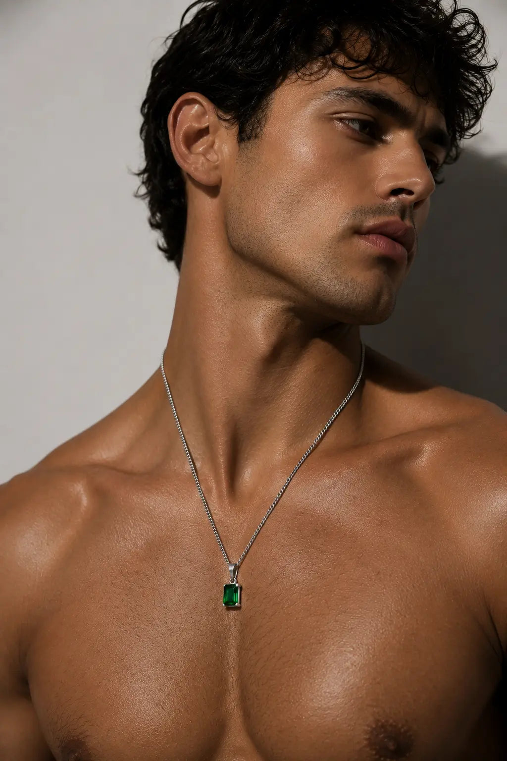 Emerald Green Necklace Silver