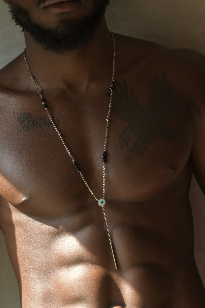 Eye nail silver necklace