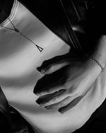 Load image into Gallery viewer, Triangle necklace silver